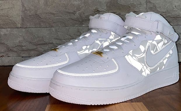 LeBron James Gets A 1-Of-1 LA Inspired Nike Air Force 1