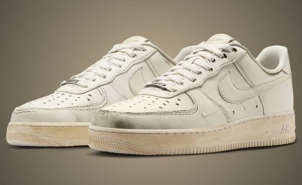 .SWOOSH x Nike Air Force 1 Low Dirty Triple White