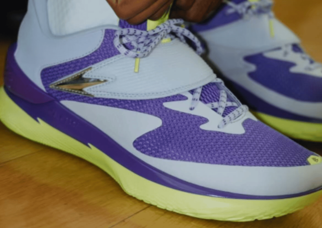 De'Aaron Fox's Under Armour Curry Fox 1